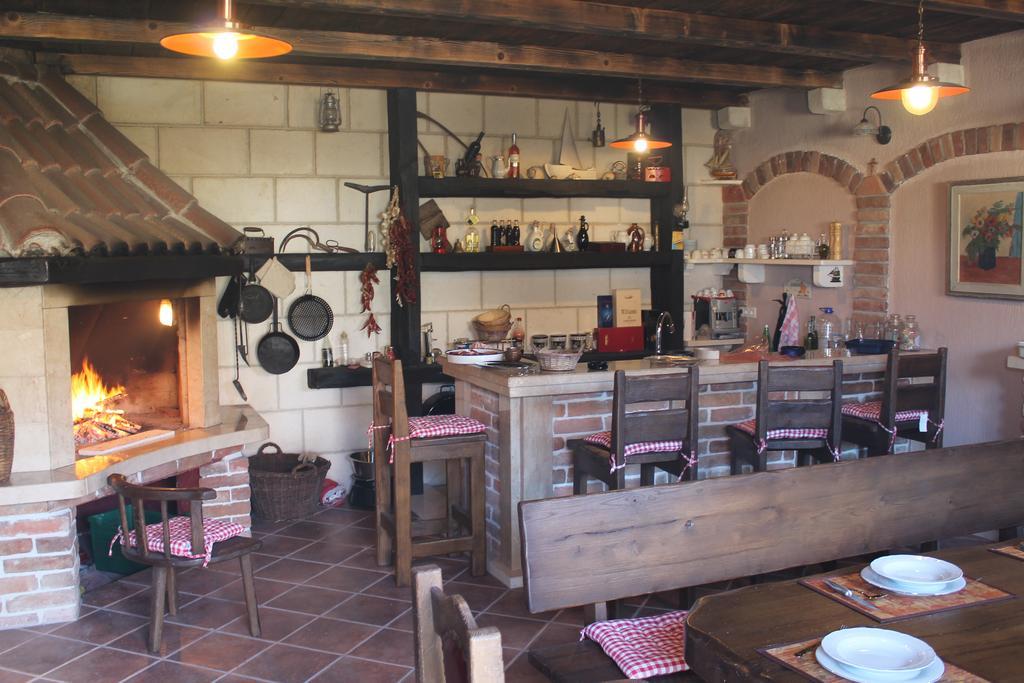 מרינה Villa Marija מראה חיצוני תמונה